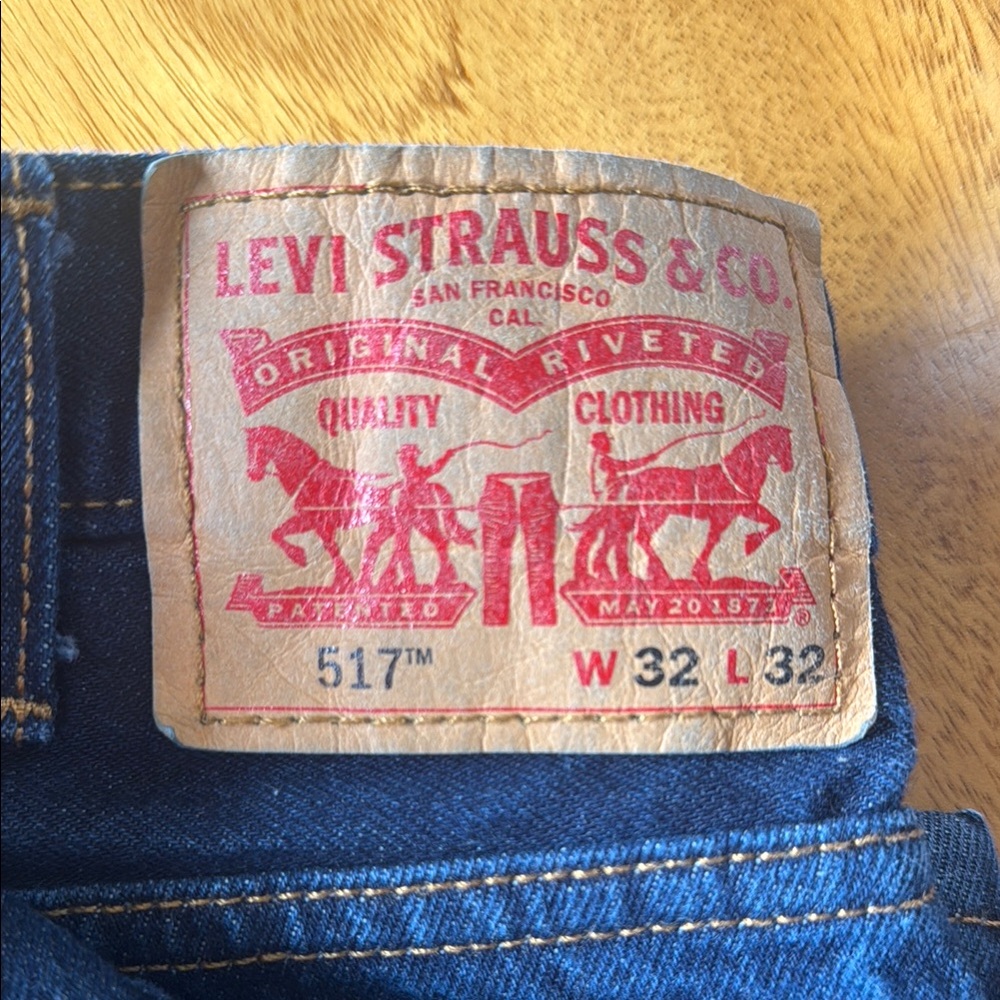 Levi's Men's Blue Jeans 32 waist